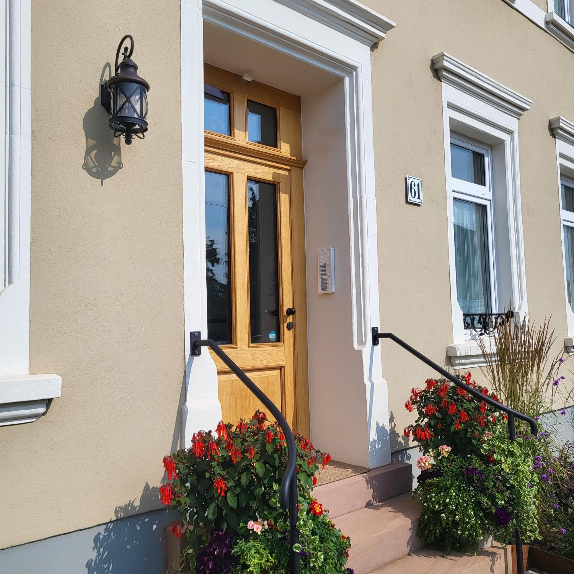 Komfort Ferienwohnungen Mit Wellness-Garten - Gaestehaus Am Bachlauf - Losheim Am See Bagian luar foto